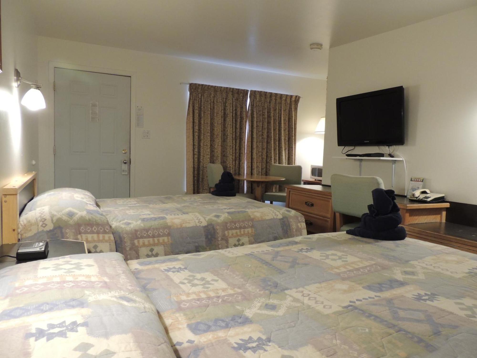 100 Mile Motel & Rv Park 100 Mile House Quarto foto