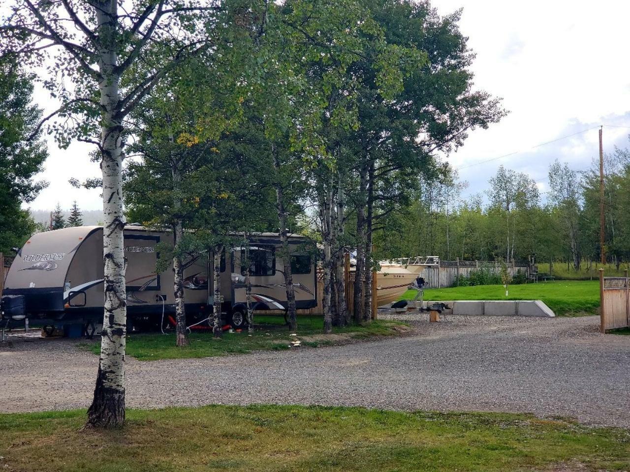 100 Mile Motel & Rv Park 100 Mile House Exterior foto